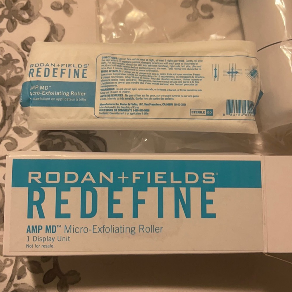 Rodan + fields redefine amp MD micro exfoliating roller